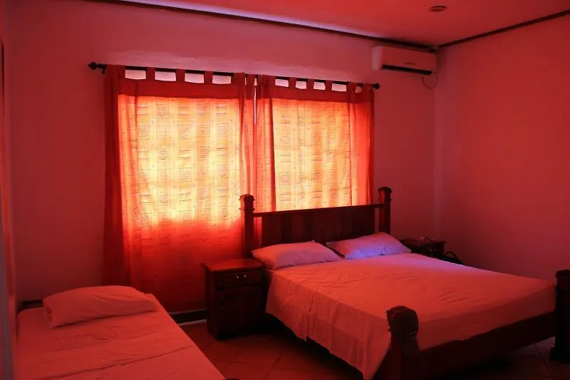 Appartement Chez Augustine à Baie Lazare  Baie Lazare (Mahe)