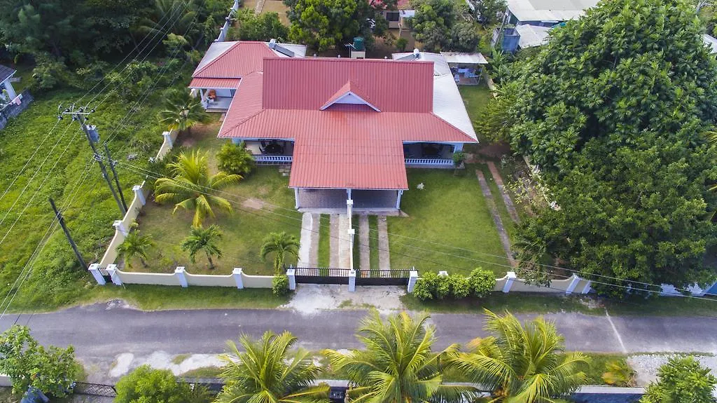 Appartement Chez Augustine à Baie Lazare  Baie Lazare (Mahe)